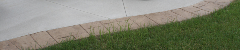 patio with curb.jpg